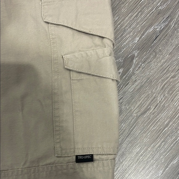 MN5 Tru-spec Classic Tan Cargo Pants with Durable Cotton Fabric - Picture 2 of 7